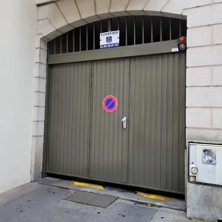 Le Tillot Apartment